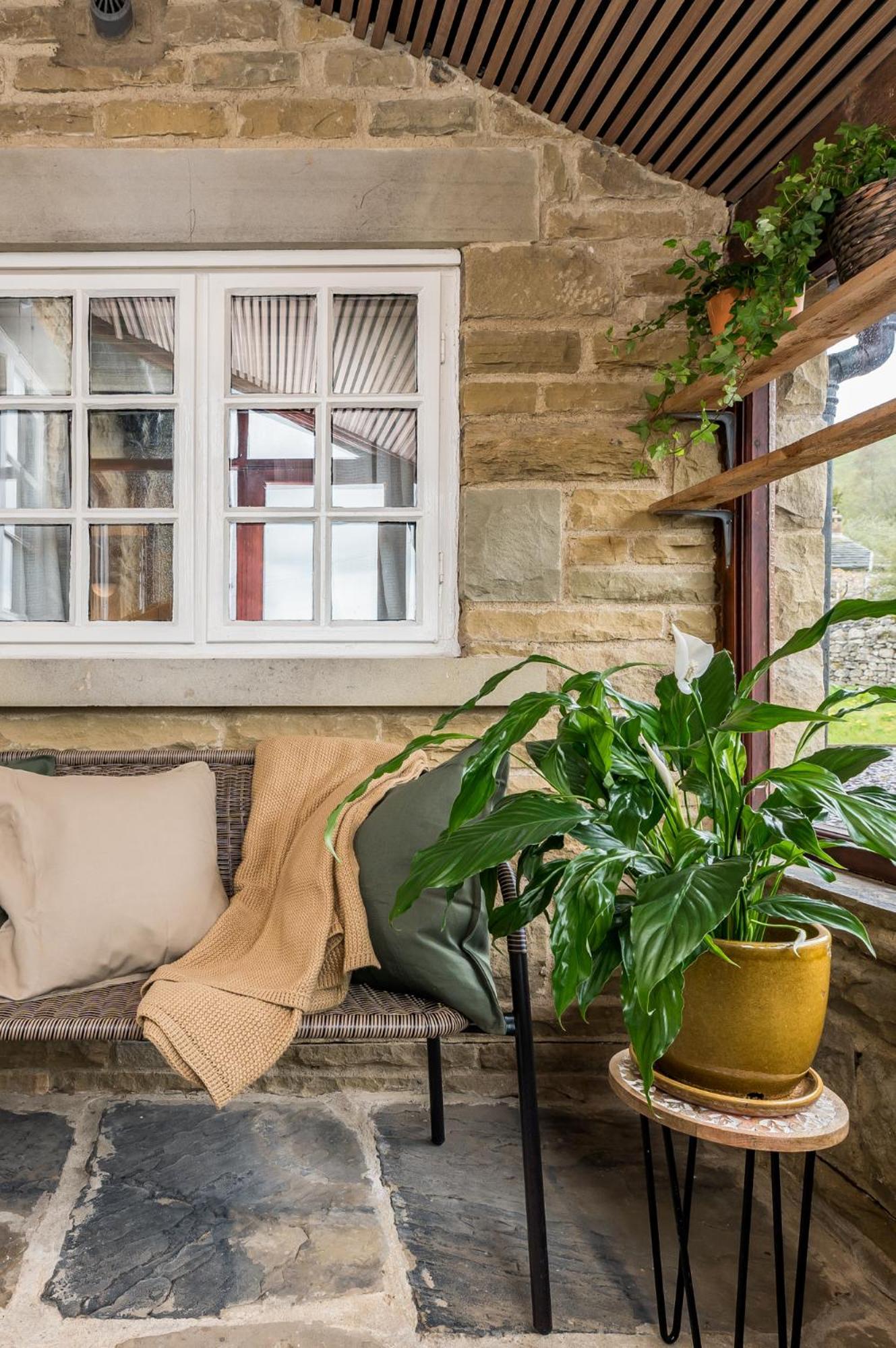 Central Malham Wellbeing Escape With Hot Tub Sleeps 8 エクステリア 写真