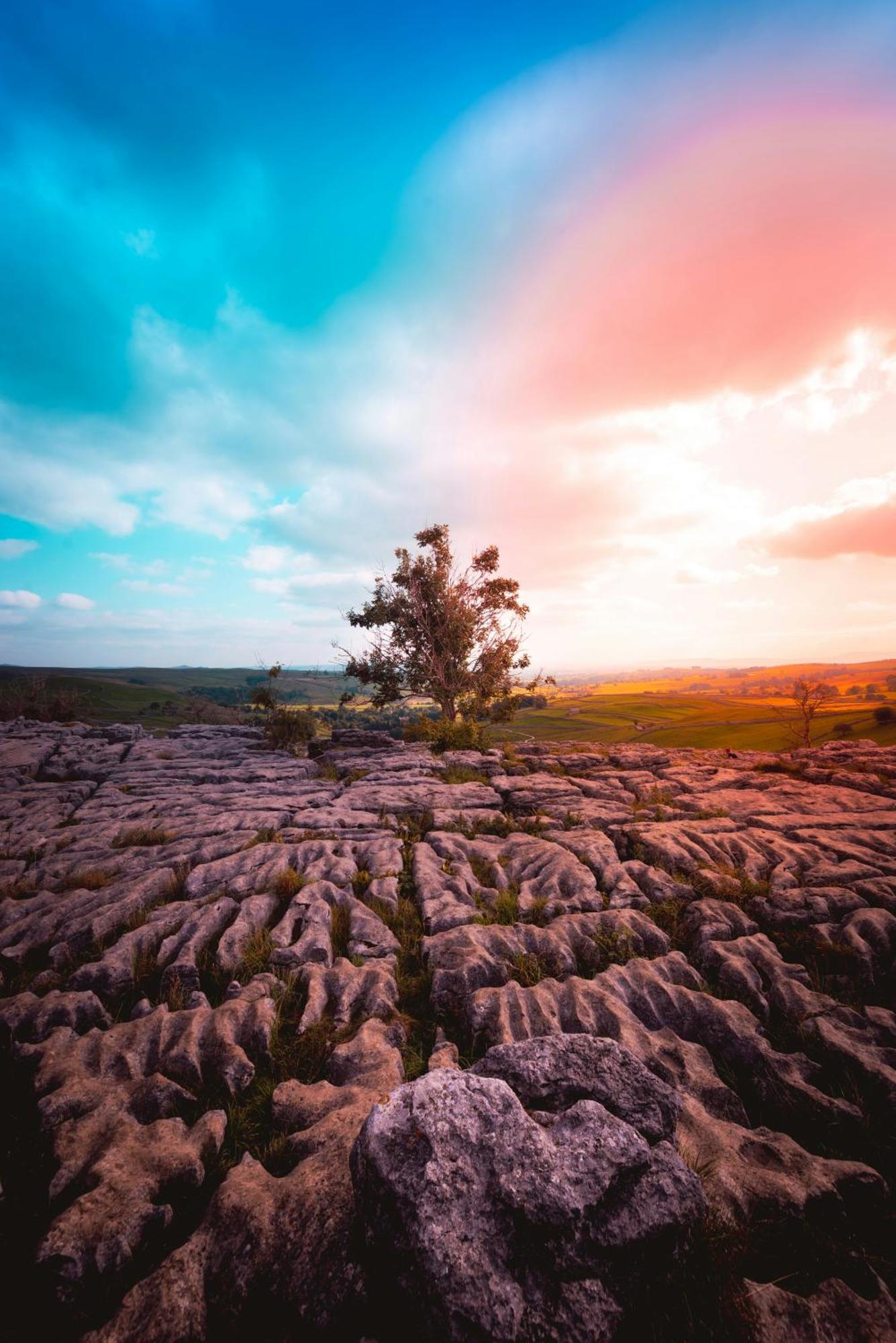 Central Malham Wellbeing Escape With Hot Tub Sleeps 8 エクステリア 写真
